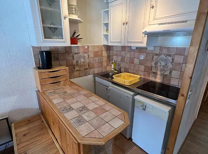 شقة Les Neves Oasis By Alpstays *